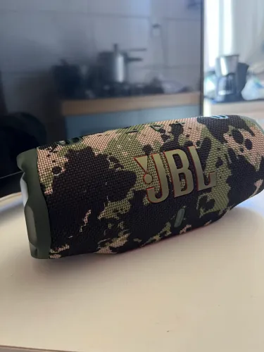 JBL CHARGE 6 - CAMUFLADA