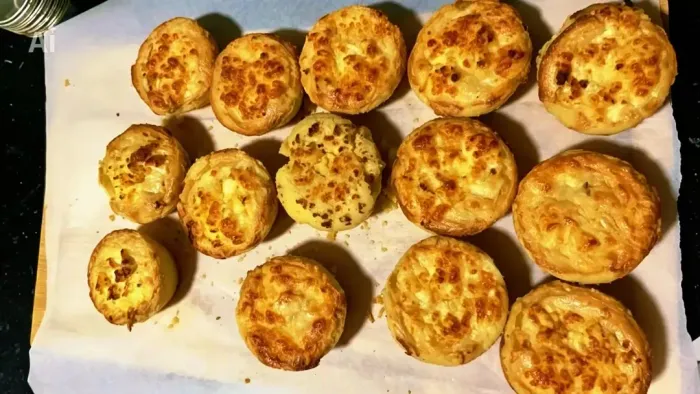 Empadinhas de frango cremoso