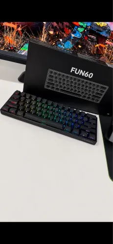 Teclado magnético Akko monsgeek fun60 pro