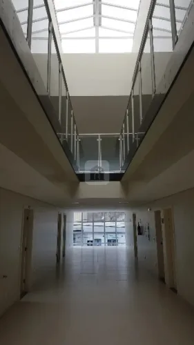 Prédio comercial para venda no bairro Martins.
