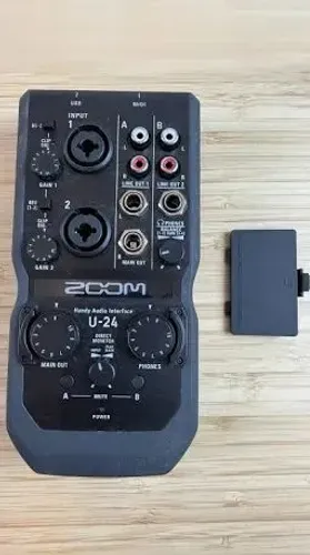 Interface zoom u24
