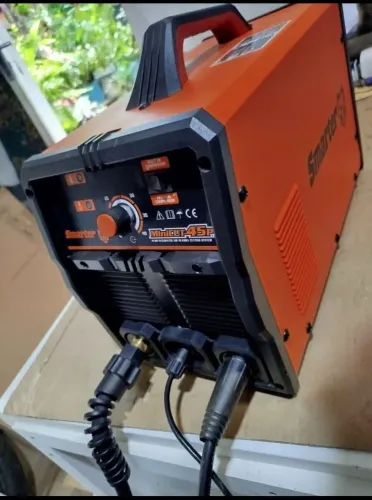 Máquina corte plasma com compressor