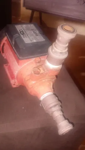 Vendo bomba d'água
