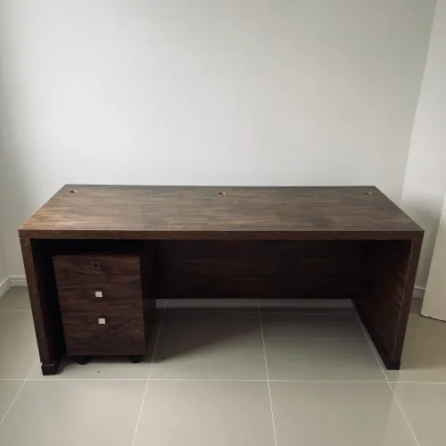Mesa para escritório 1.80m