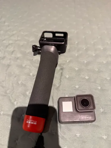 GoPro hero 5 black + dome sub aquático + bastão 
