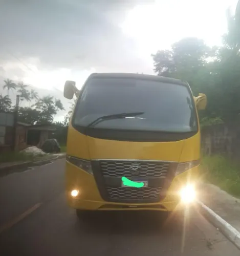 Vendo micro ônibus