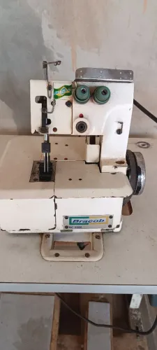 Maquina de costura