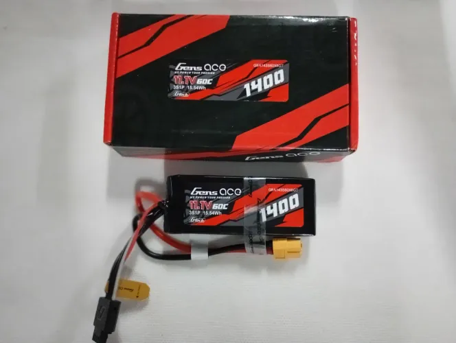  bateria LiPo Gens 1400mAh, 11.1V e 60C. Bateria lipo