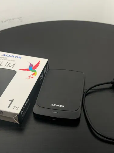 HD externo 1TB muito novo ADATA