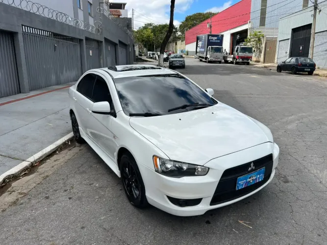 Mitsubishi Lancer HLE 2.0 16V 160cv Aut. 2016
