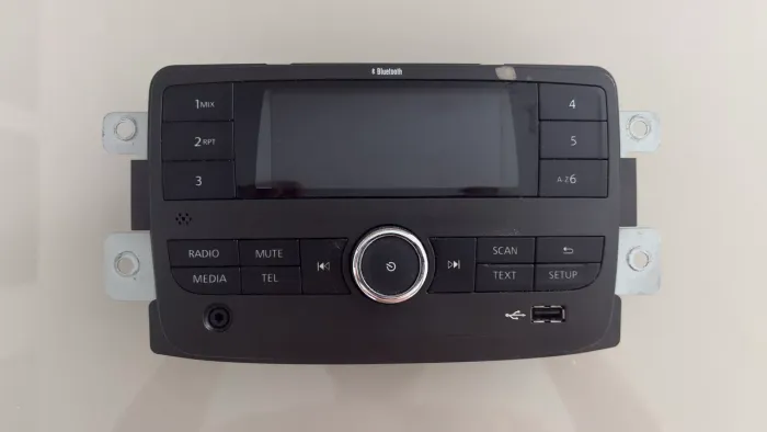 Multimídia original Kwid