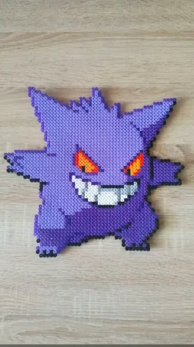 Gengar em pixel art para decoração de parede.