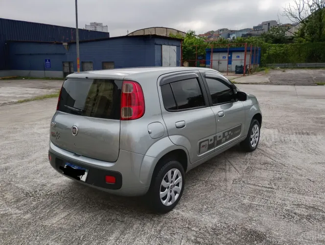 Fiat Uno Vivace/rua 1.0 EVO Fire Flex 8V 5P 2013
