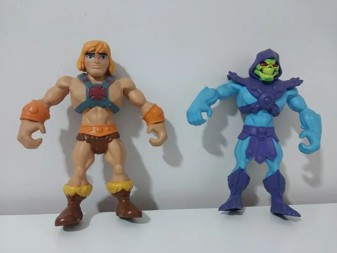 Kit bonecos He-Man 18cm/ Esqueleto 18cm