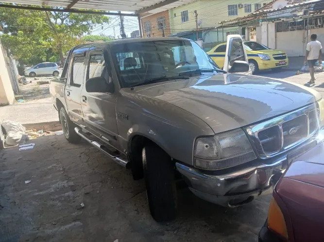 Ford Ranger XLT 2.8 8V 135cv 4X4 CD TB Diesel 2004