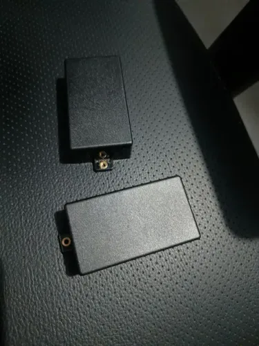 Par de Capa de Captador Humbucker para Guitarra Modelo EMG