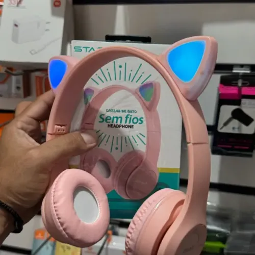 Fone Bluetooth com design de gatinho e Luz Led