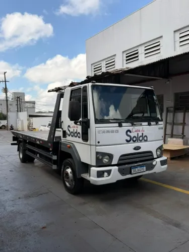 Caminhão plataforma ford 1119 2017
