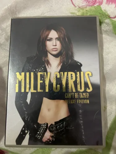 Dvd Cant Be Tamed - Miley Cyrus
