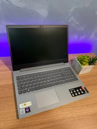 Notebook Gamer Lenovo i3 10° 8GB 256GB