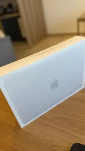 Macbook NEO 8GB RAM 256GB SSD 13 polegadas lançamento 2026