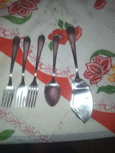 Vendo esses talheres de prata