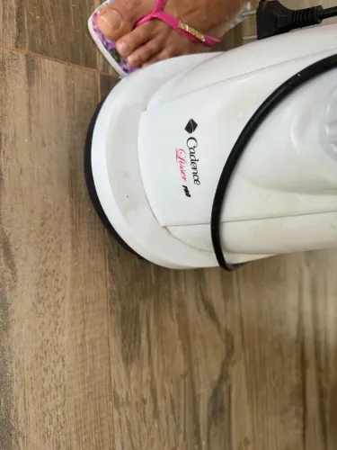 Passadeira a vapor vertical