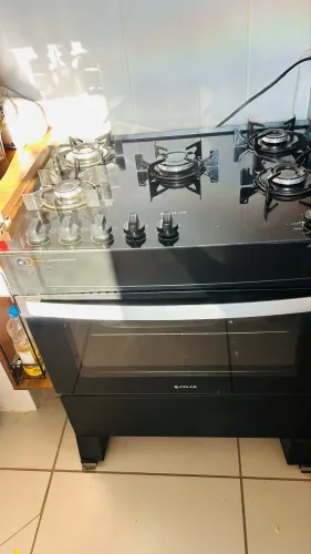 FOGÃO,GELADEIRA,MICROONDAS,POLTRONA(cama)