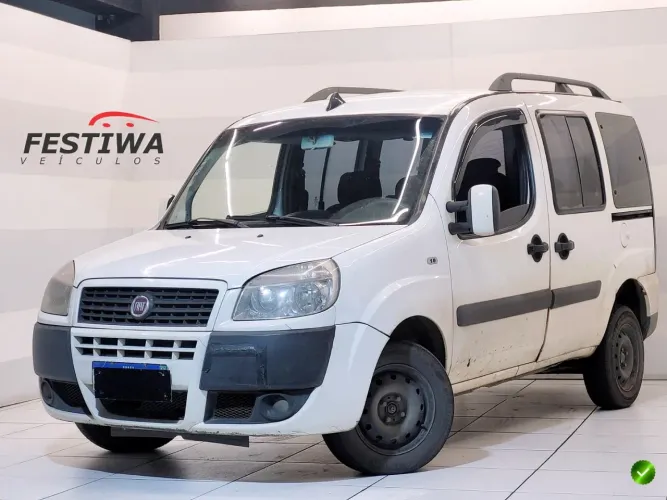 Fiat Doblo Essence 1.8 Flex 16V 5P 2015