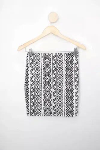 saia forever 21 feminina branca com mix de estampas