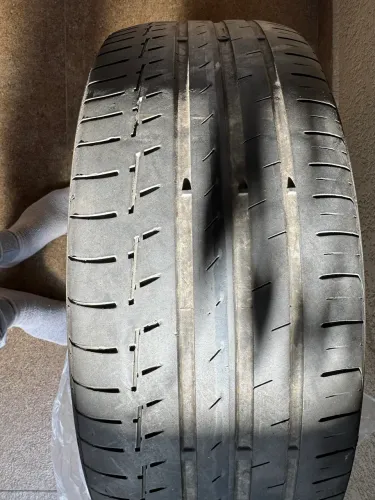 VENDO PNEU CONTINENTAL 215/45 R18