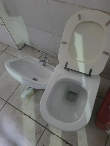 Vaso é pia marca DECA