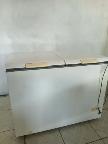 Freezer duas portas consu 