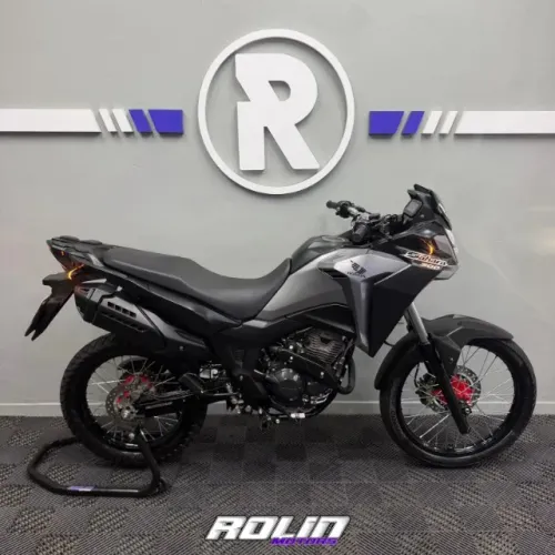 Honda Sahara 300 2025 | 11.000 KM | Impecável | IPVA 2026 Pago