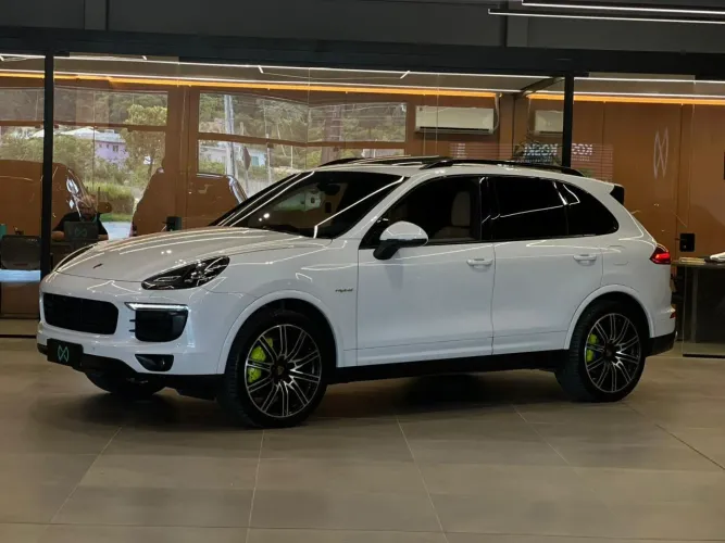 Porsche Cayenne S E-hybrid 3.0 V6 416cv 2018