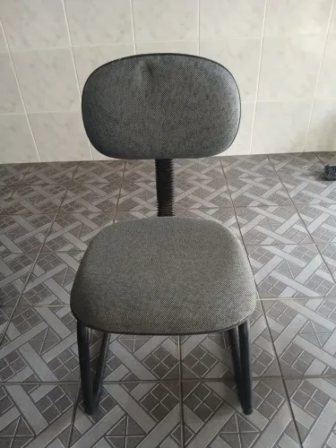Cadeira de escritório sem rodinha