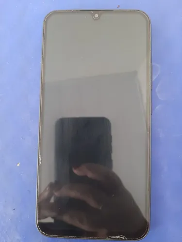 Celular em perfeito estado. Preço negociável!!!