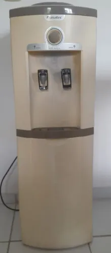 Bebedouro Gelágua Esmaltec - 220V