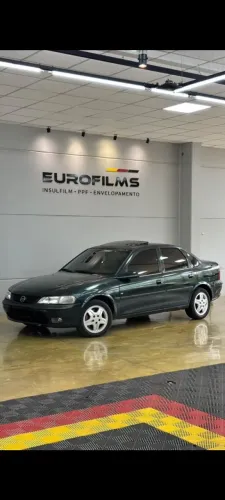 Chevrolet Vectra CD 2.2 16V / 2.0 16V Mec./aut. 1997