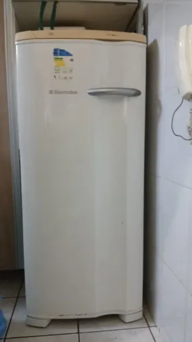 Vendo Freezer Eletrolux