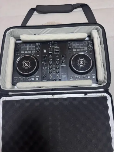 Pioneer DDJ-400 + Case UDG + Beats Solo3 | Kit Completo