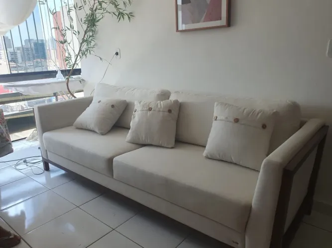 Sofá lindo novíssimo