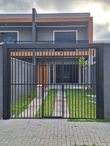 Sobrado à venda 121 m2, 3 quartos suíte e área gourmet 