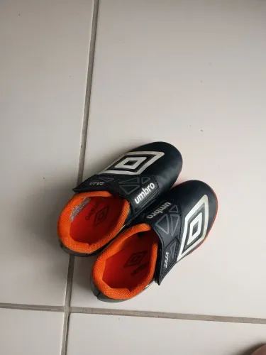 Chuteira Umbro Futsal Infantil