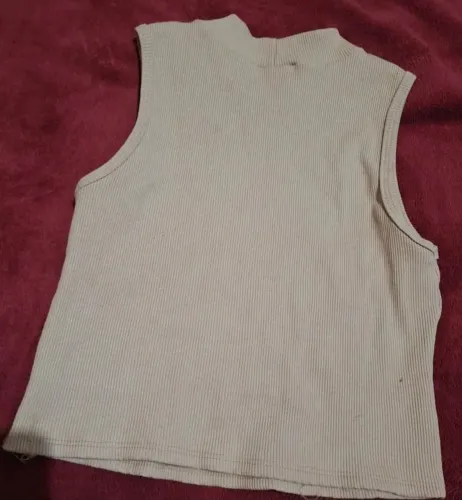 Blusa Regata Canelada Gola Alta Bege