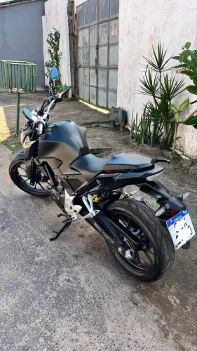 VENDE-SE CB300 2024, NOVA