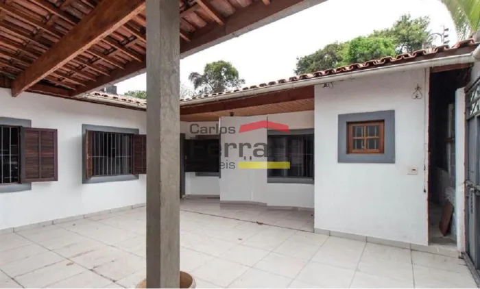 CASA TÉRREA NO HORTO FLORESTAL, 3 DORMITÓRIOS, SENDO 1 SUITE, 1 VAGA, QUINTAL, CHURRASQUEI