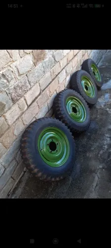 Rodas originais Willys