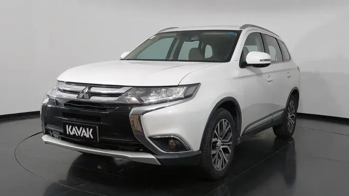 Mitsubishi Outlander HPE-S 2.2 Diesel 4X4 Aut. 2018