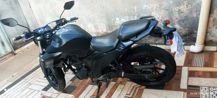 Moto muito conservada, valor abaixo da tabela fip